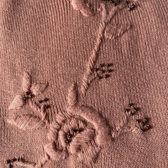 Van Heusen Women’s V-Neck Pullover Vest Sweater embroidered, Size: Large - Picture 5 of 12